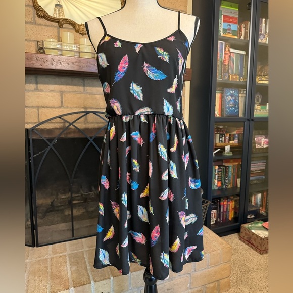 XHILARATION Black Feather Spaghetti Strap Corset Lacing Mini Sun Dress - Medium - Picture 1 of 11